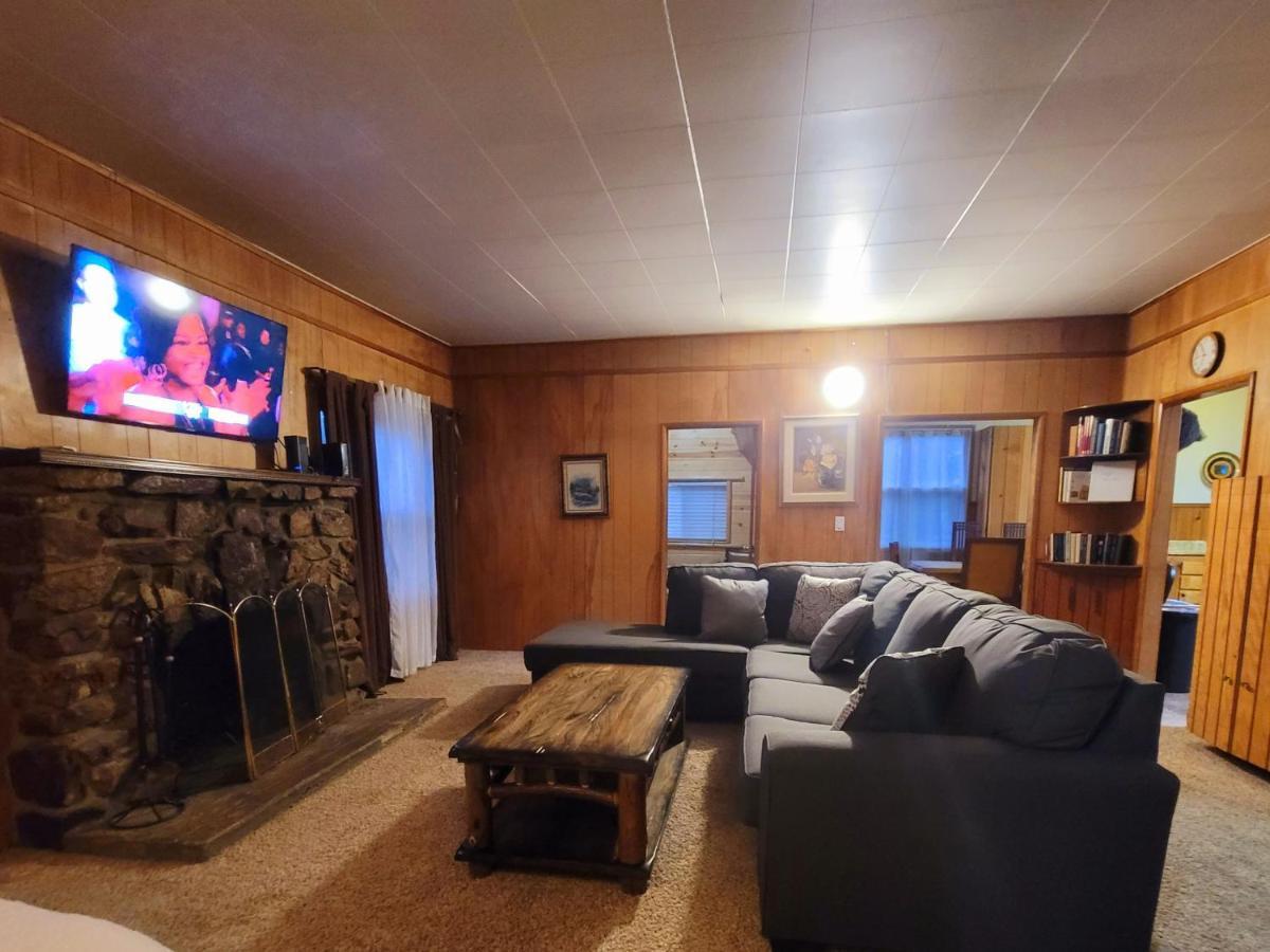 Green Cabin In Big Bear Lake 3 Bdr Pets Friendly Big Bear City Esterno foto